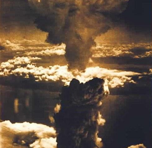 Comemorare la Hiroshima şi Nagasaki