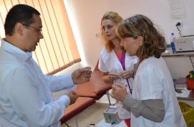 Victor Ponta a donat sânge la Tulcea!