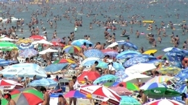 Peste 40 de milioane de euro cheltuiţi de turişti în acest weekend pe Litoral