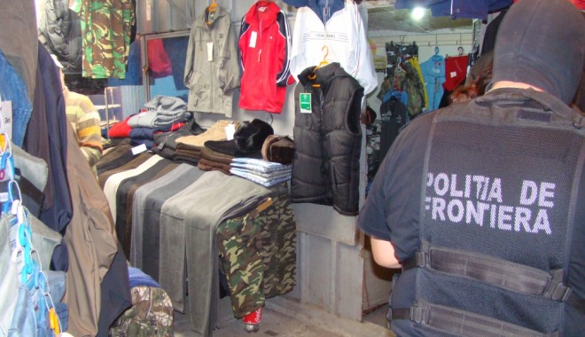 Mărfuri contrafăcute în valoare de 2 milioane de lei descoperite de poliţiştii constănţeni