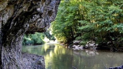 Destinația zilei: Cheile Nerei – un colţ de paradis