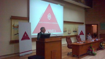 (AUDIO) Educaţie financiară pentru mediul universitar