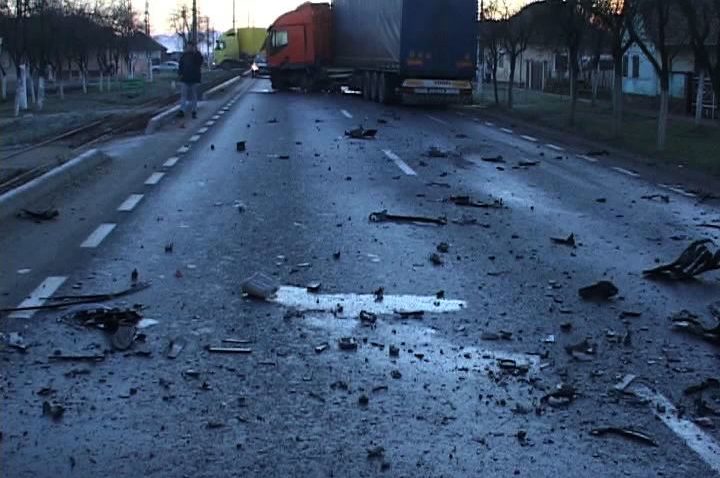Accident grav în apropiere de Hanul Morilor