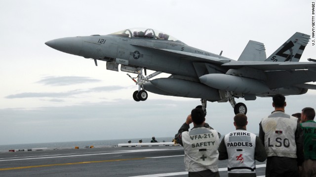 Două avioane americane de luptă s-au prăbuşit în Pacific