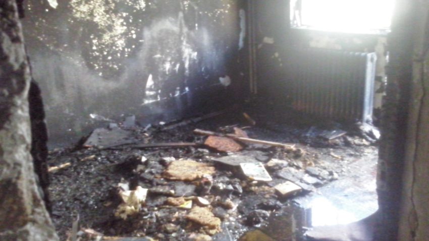 Blocul în care a avut loc explozia mai poate fi locuit