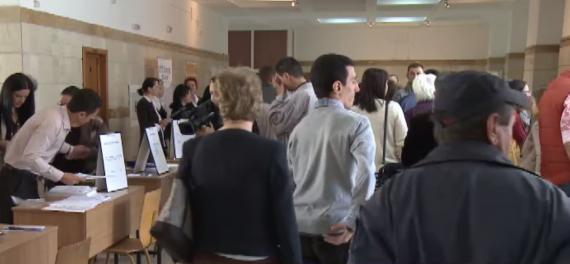 Sute de persoane angajate pe loc astăzi la Constanţa