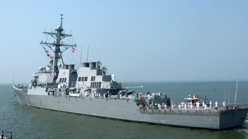 Distrugător american în Portul Constanța