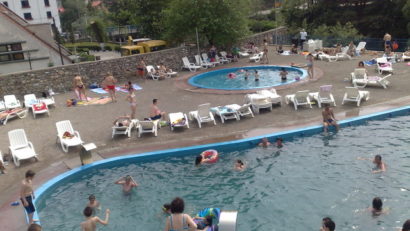 (AUDIO) Vacanţe la preţuri reduse în staţiunile balneare