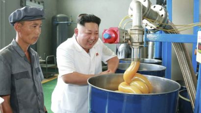 (FOTO) Dictatorul Kim Jong-un şi-a rupt picioarele
