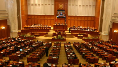 Moţiune de cenzură împotriva Guvernului – votată luni în Parlament