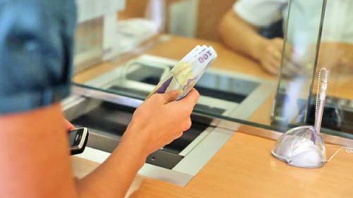 ANRE a impus noi reguli pentru furnizorii de energie electrică