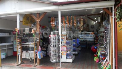 (AUDIO) Micii comercianţi, nemulţumiţi de vânzări