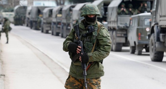 Ucraina: acord de încetare a focului „doar pe hârtie”