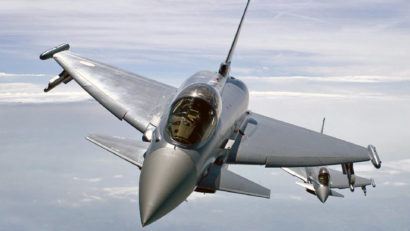 Avioane de vânătoare rusești, interceptate de NATO deasupra Mării Negre