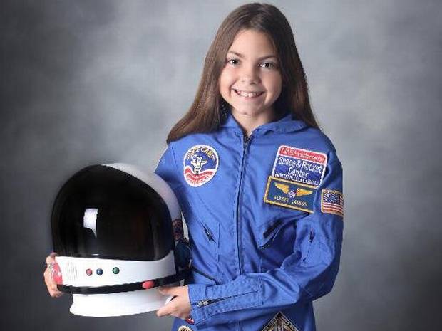 O fetiţă de 13 ani ar putea fi primul pământean care ajunge pe Marte
