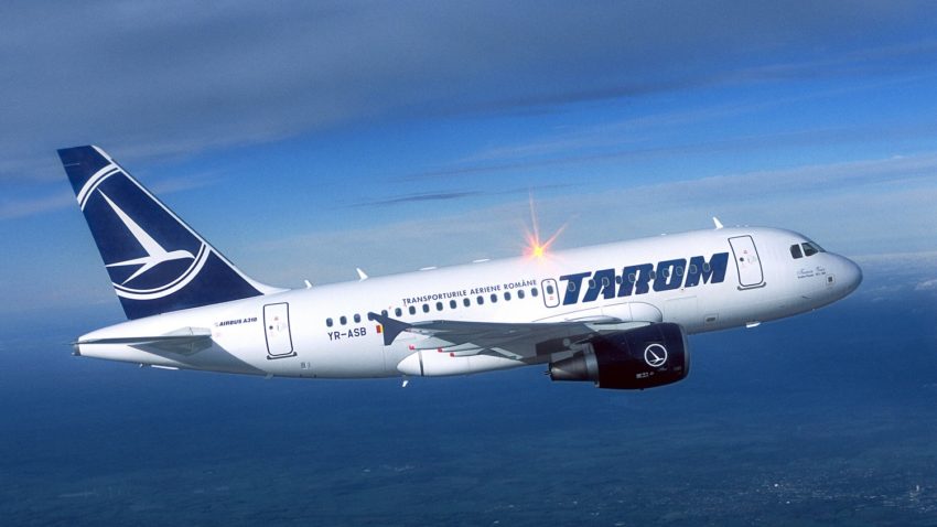 Avion al TAROM întors din drum din cauza problemelor tehnice