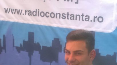 Liceeni constanteni, curieri pe biciclete
