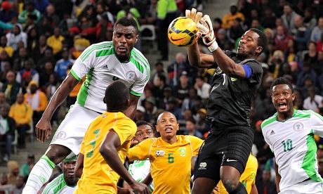 Fotbalistul Senzo Meyiwa, căpitanul naţionalei Africii de Sud, ucis în timpul unui jaf armat