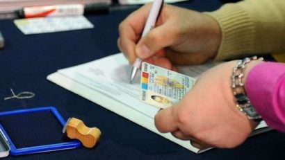 Fiscul din Constanţa prelungeşte programul şi în week-end, pentru a-i ajuta pe cei interesaţi să obţină acte de identitate, în vederea alegerilor