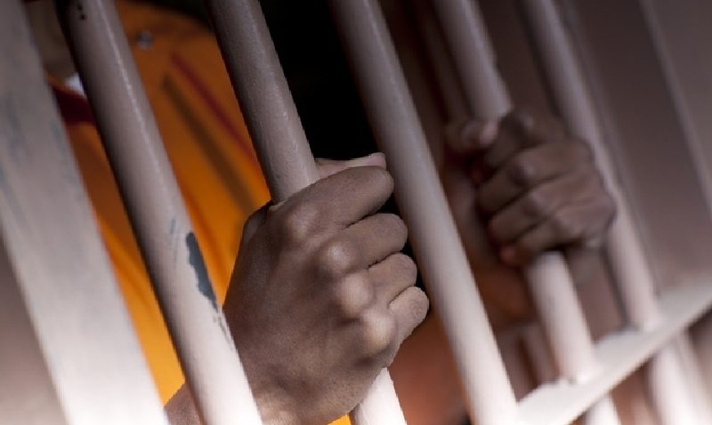 La 19 ani, un tânăr din Constanţa are cazierul plin de tâlhării şi furturi
