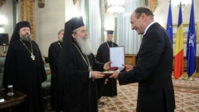 Traian Băsescu, întâlnire cu înalt rang religios. Patriarhii Teofil al III-lea şi Daniel, la Cotroceni