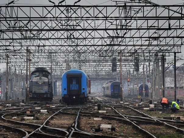 Corpul de control al ministrului Transporturilor, în „vizită” la CFR Călători şi CFR Marfă