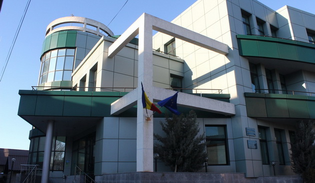 Percheziții DIICOT la Constanța. Patru persoane, duse la audieri