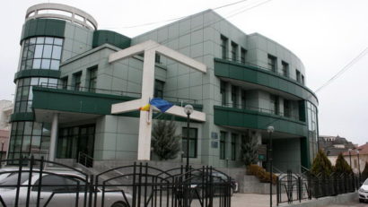 Suspect reţinut de procurorii DIICOT Constanţa în dosarul traficului cu etnobotanice