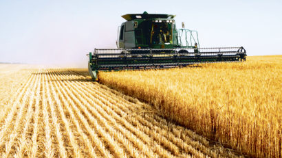 Agricultorii, încurajaţi să se asocieze
