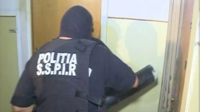 Mascații au spart ușa greșită la Medgidia