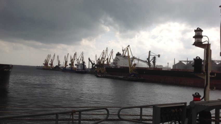 Navă reţinută în portul Agigea