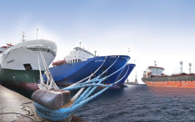 Nave de pescuit oceanic construite pentru francezi la Giurgiu, probate la Constanţa