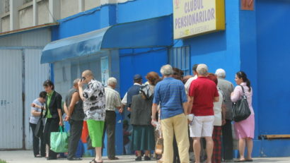 Constanța: 1.000 de lei pensia pentru pachet