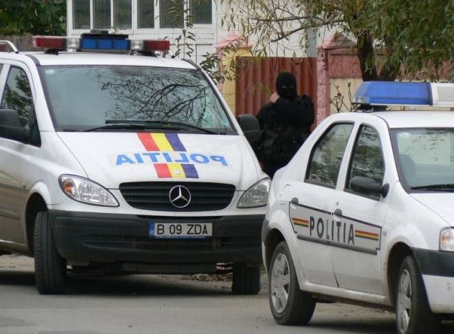 Percheziții DIICOT. Sunt vizați traficanții de alcool