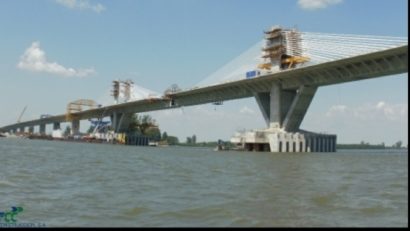 Primii paşi în construirea podului dintre Măcin şi Brăila