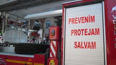 CONSTANȚA: Miros de gaze pe scara unui bloc. Intervenție ISU