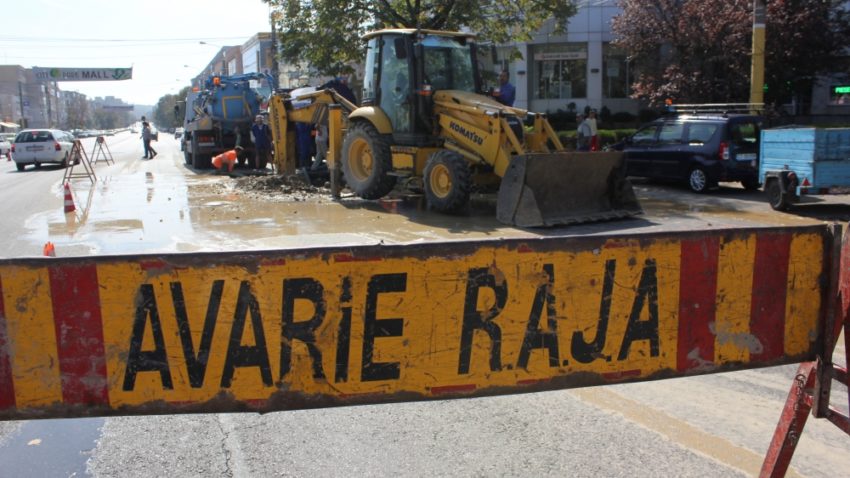 Locuitorii din Cernavodă şi Mamaia Sat rămân, luni, fără apă la robinete