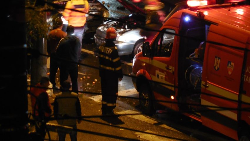 Accident la intersecția șoselei Mangaliei cu strada Caraiman