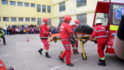 Minor accidentat de autoturism pe bulevardul IC Brătianu, lângă Şcoala nr.31