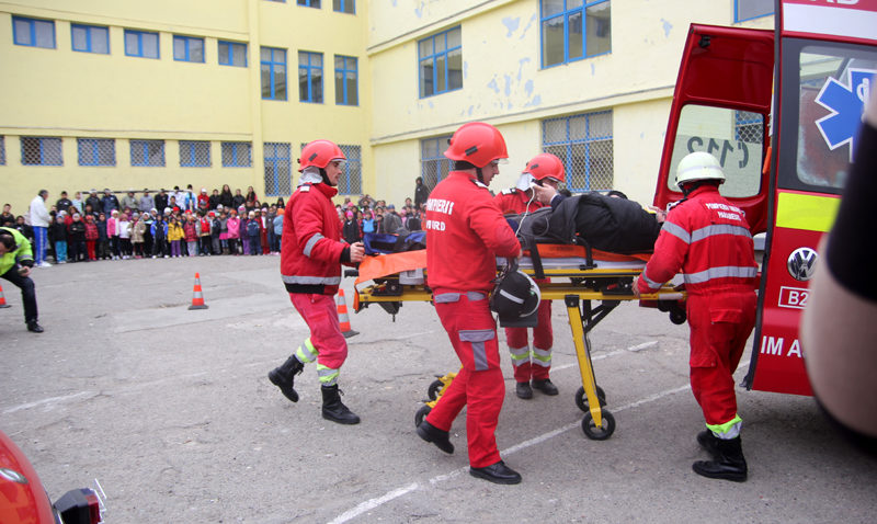 Minor accidentat de autoturism pe bulevardul IC Brătianu, lângă Şcoala nr.31