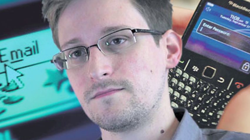 Snowden: Renunţaţi la Google, Facebook şi Dropbox