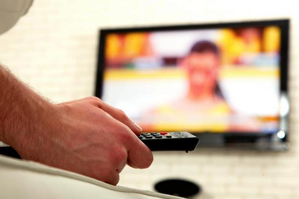 Suntem cei mai împătimiţi telespectatori din lume