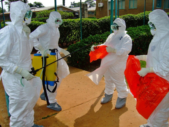 5.000 de voluntari germani în lupta împotriva epidemiei de Ebola