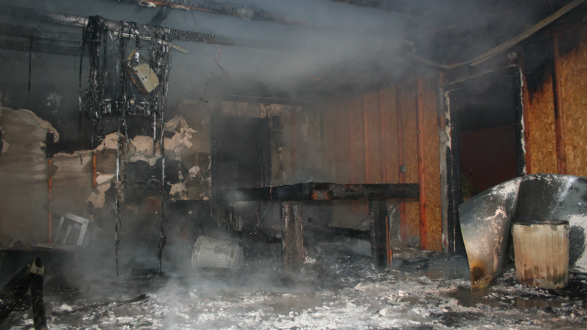 Incendiu la un garaj din Năvodari