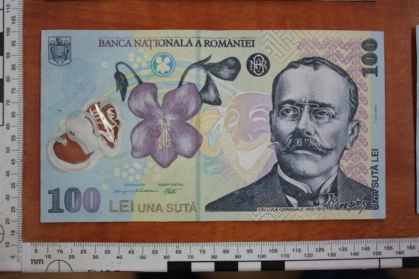 Constanța: Percheziții la persoane acuzate de falsificare de bani