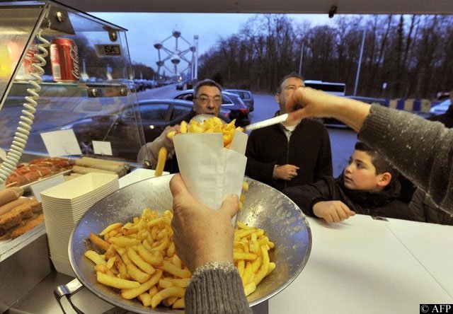 Belgienii îşi apără cu îndârjire cartofii prăjiţi