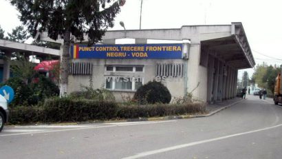Mitsubishi furat din 2008 din Italia, descoperit de vamă, în Negru Vodă