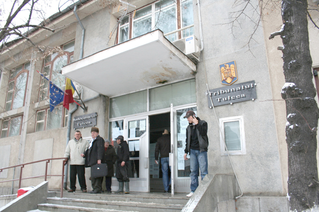 Fiscul din Tulcea nu se mută, deocamdată, în casă nouă