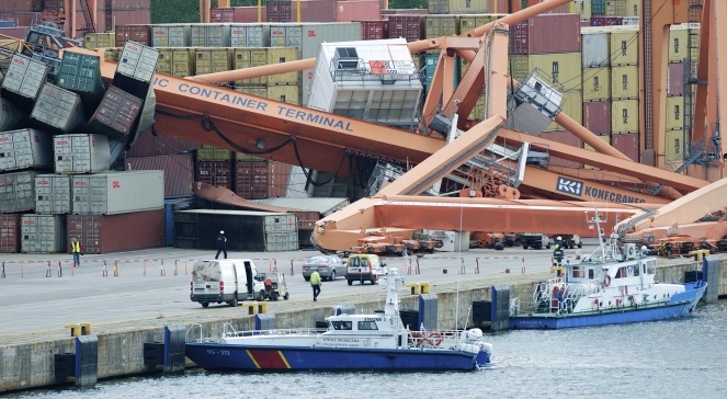 UPDATE : Unul din marinarii răniţi în port a ajuns în capitală