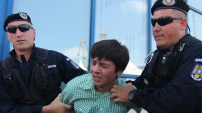 UPDATE: Adrian Zglobiu a recunoscut că l-a scuipat pe Traian Băsescu